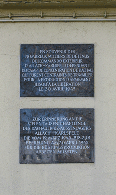Gedenktafel an der KZ-Baracke des KZ-Außenlagers Allach-Karlsfeld in Ludwigsfeld. Foto: Klaus Mai.